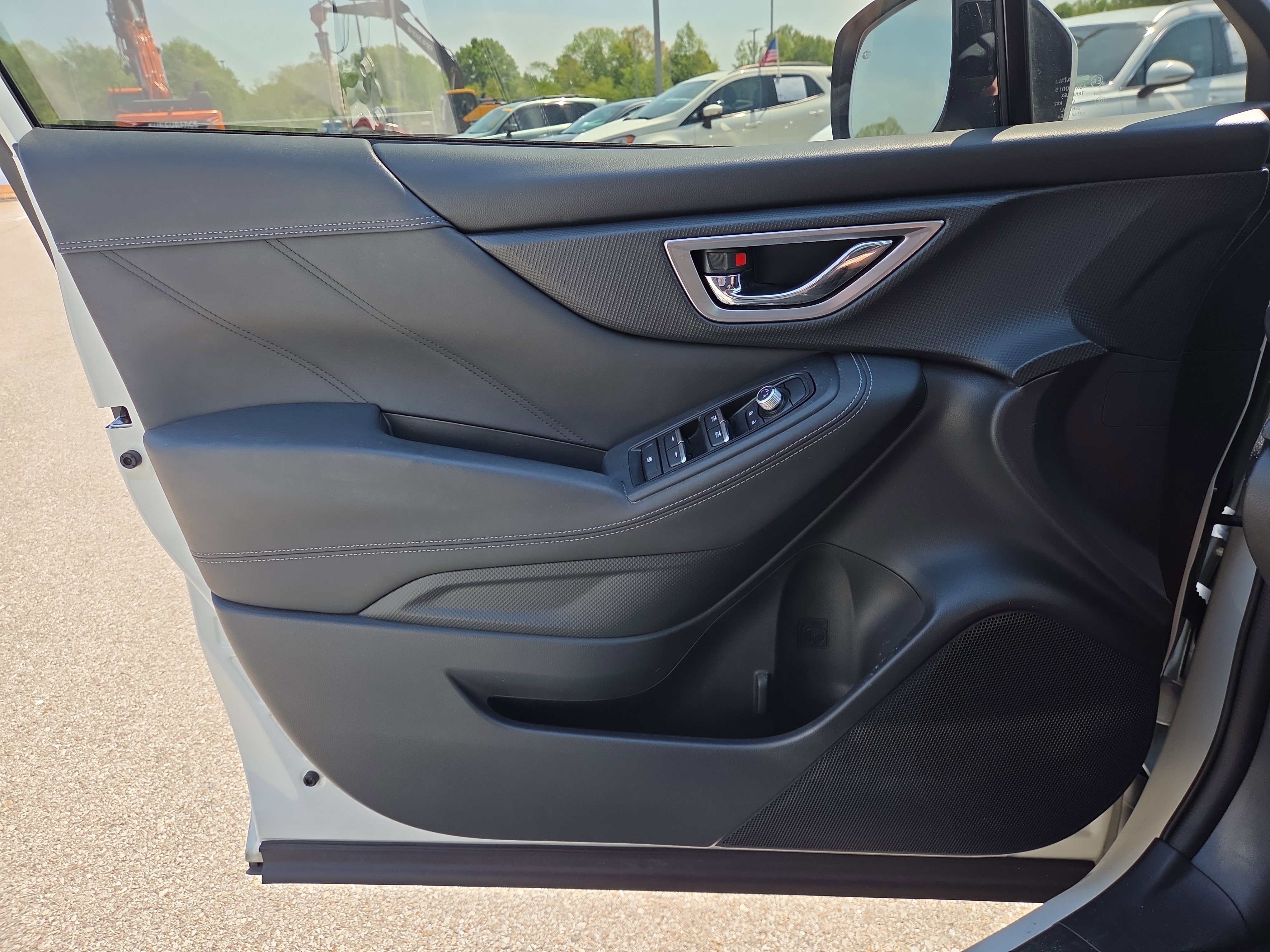 Used 2020 Subaru Forester Limited w/ Popular Package #3 image 17