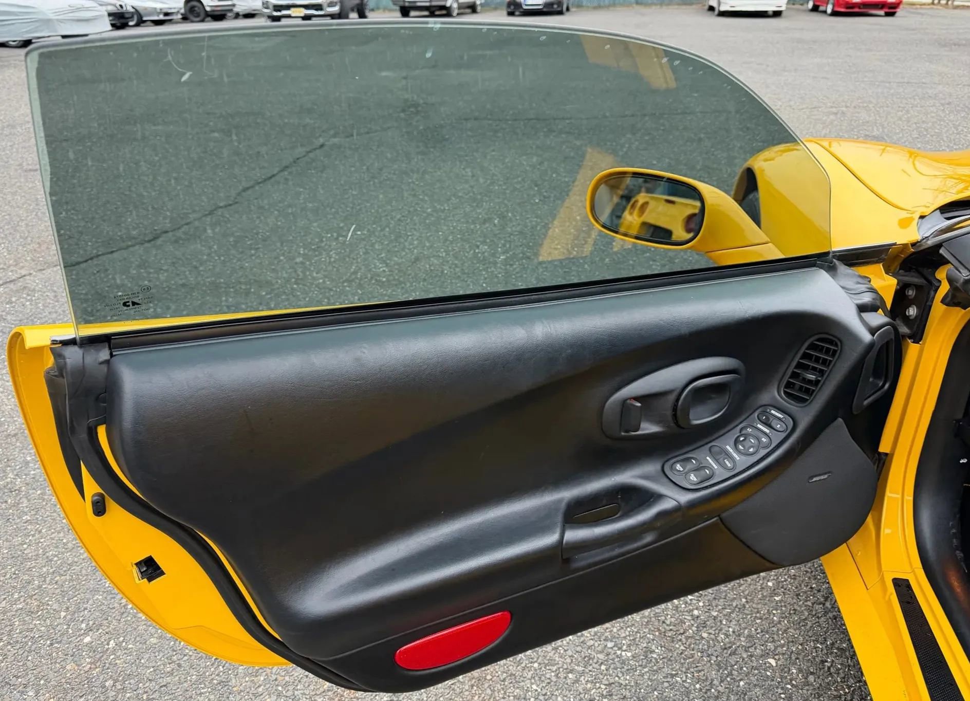 Used 2003 Chevrolet Corvette Coupe w/ Preferred Equipment Group image 14