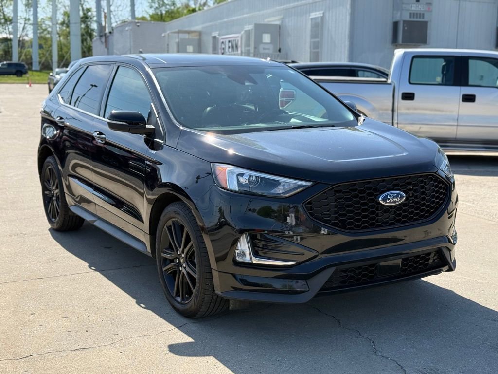 Used 2020 Ford Edge ST-Line FWD image 4