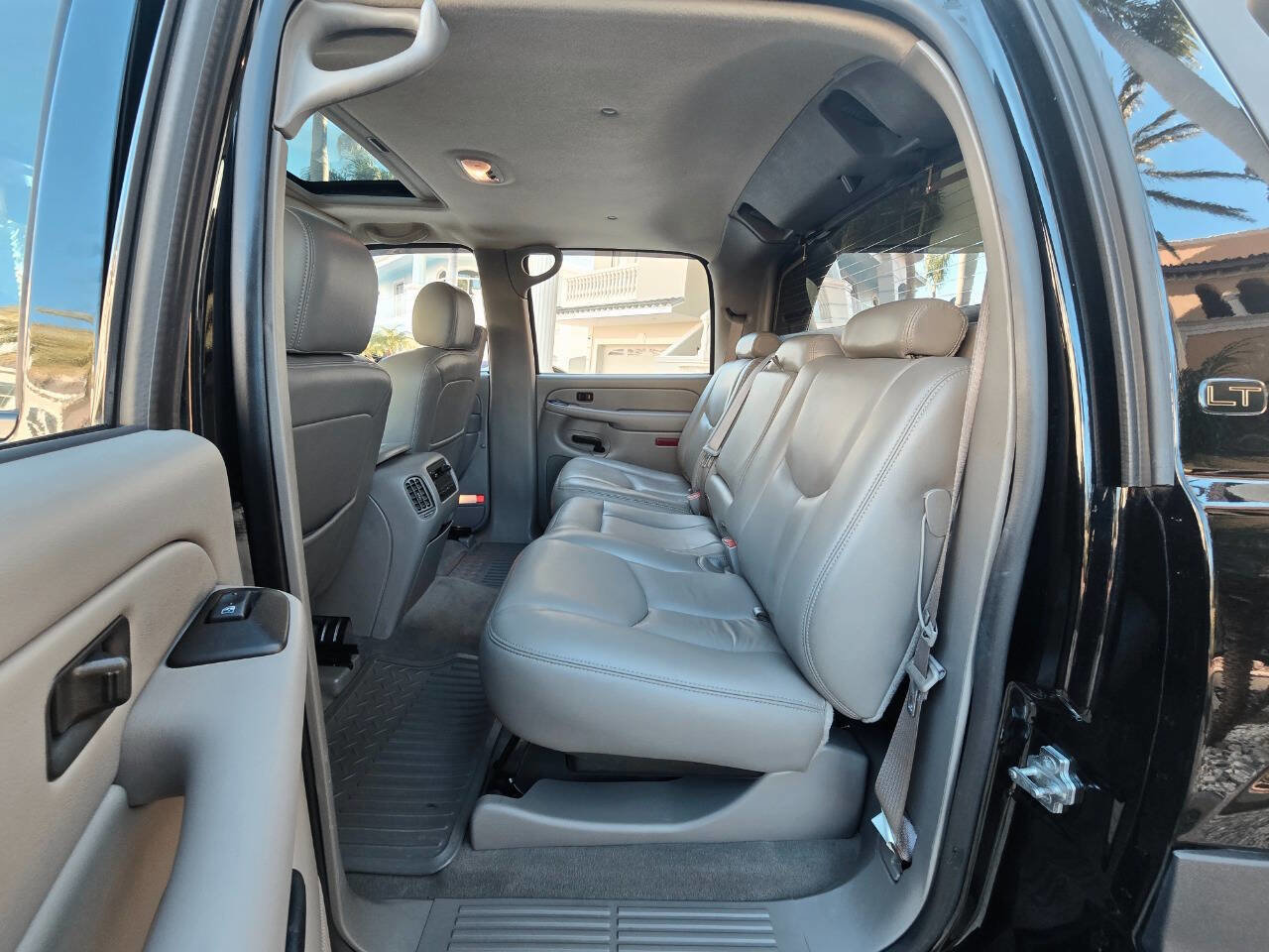 Used 2006 Chevrolet Avalanche Z66 w/ Sun And Sound Package image 93