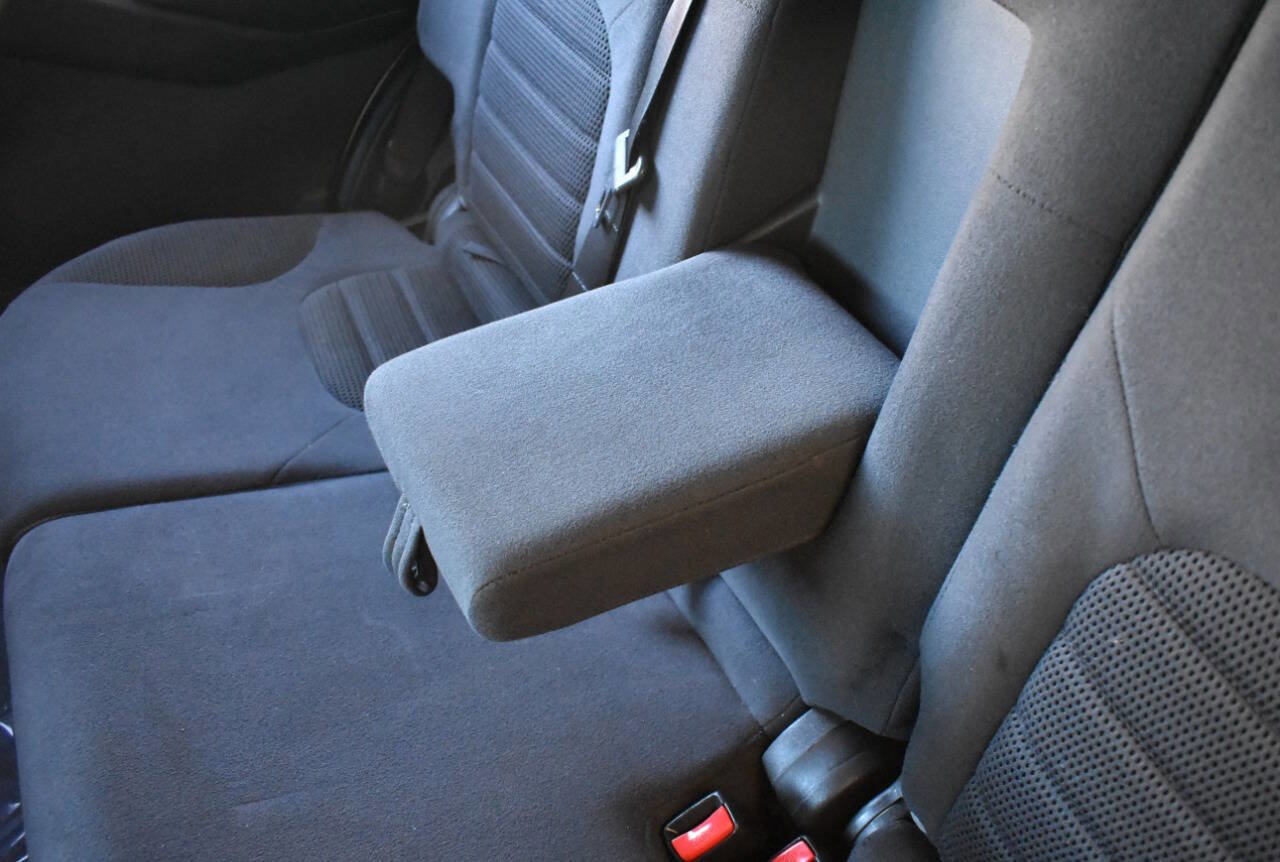 Used 2005 Nissan Pathfinder SE w/ (G01) SE Comfort Pkg image 35