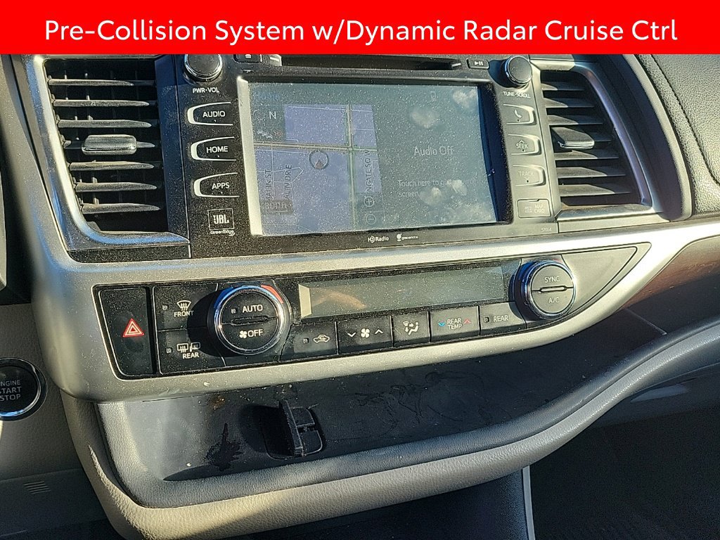 Used 2014 Toyota Highlander Limited Platinum AWD/4WD image 9