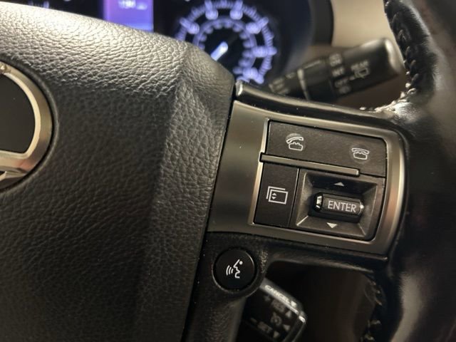 Used 2018 Lexus GX 460 Premium w/ Premium Package AWD/4WD image 23