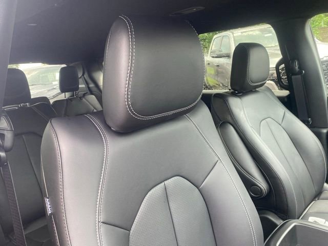 New 2026 Chrysler Voyager LX image 29