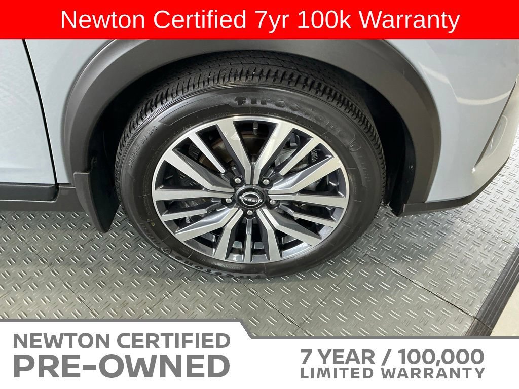 Used 2024 Nissan Kicks SR w/ SR Premium Package FWD image 45