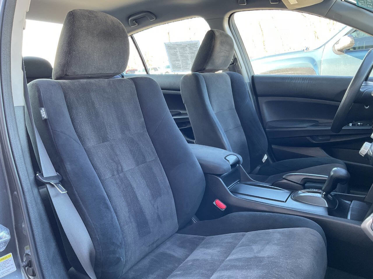 Used 2010 Honda Accord LX-P image 38