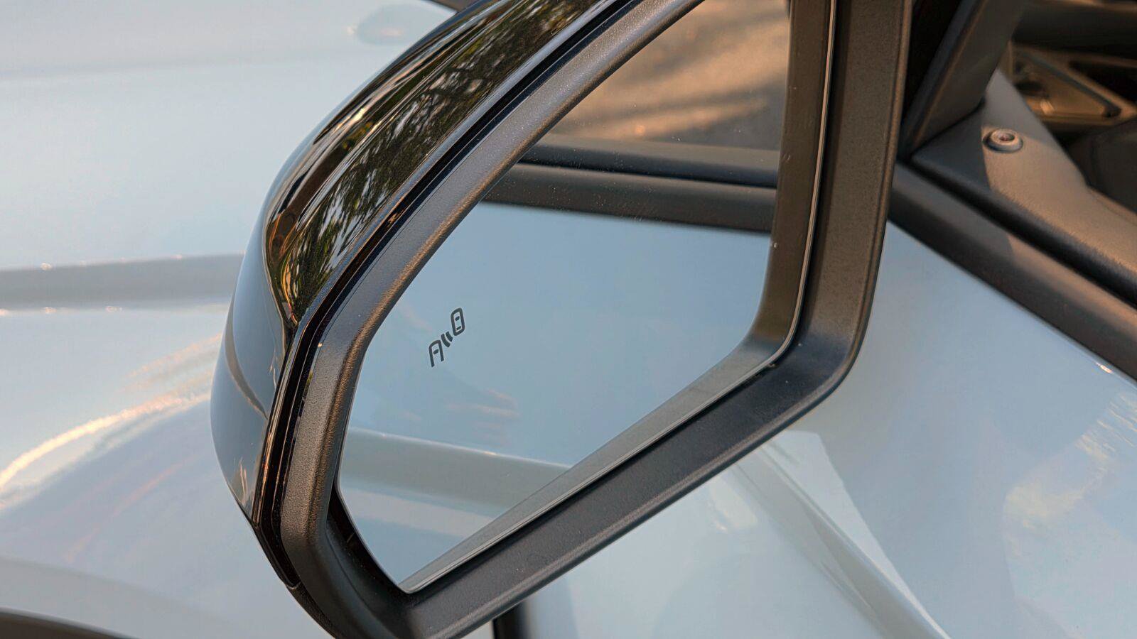 New 2027 Volkswagen Taos SE FWD image 17
