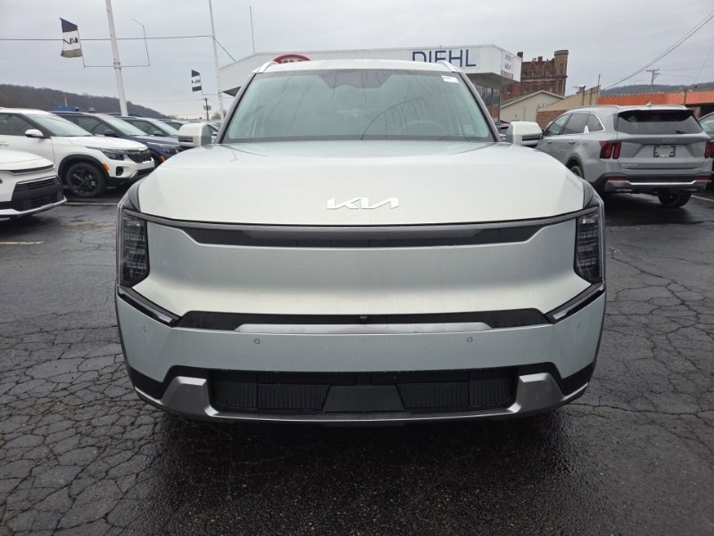 New 2026 Kia EV9 Wind video 2