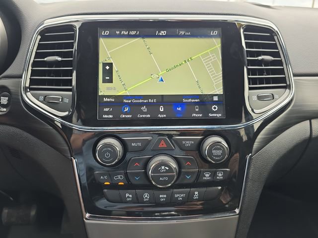 Used 2021 Jeep Grand Cherokee Laredo X image 22