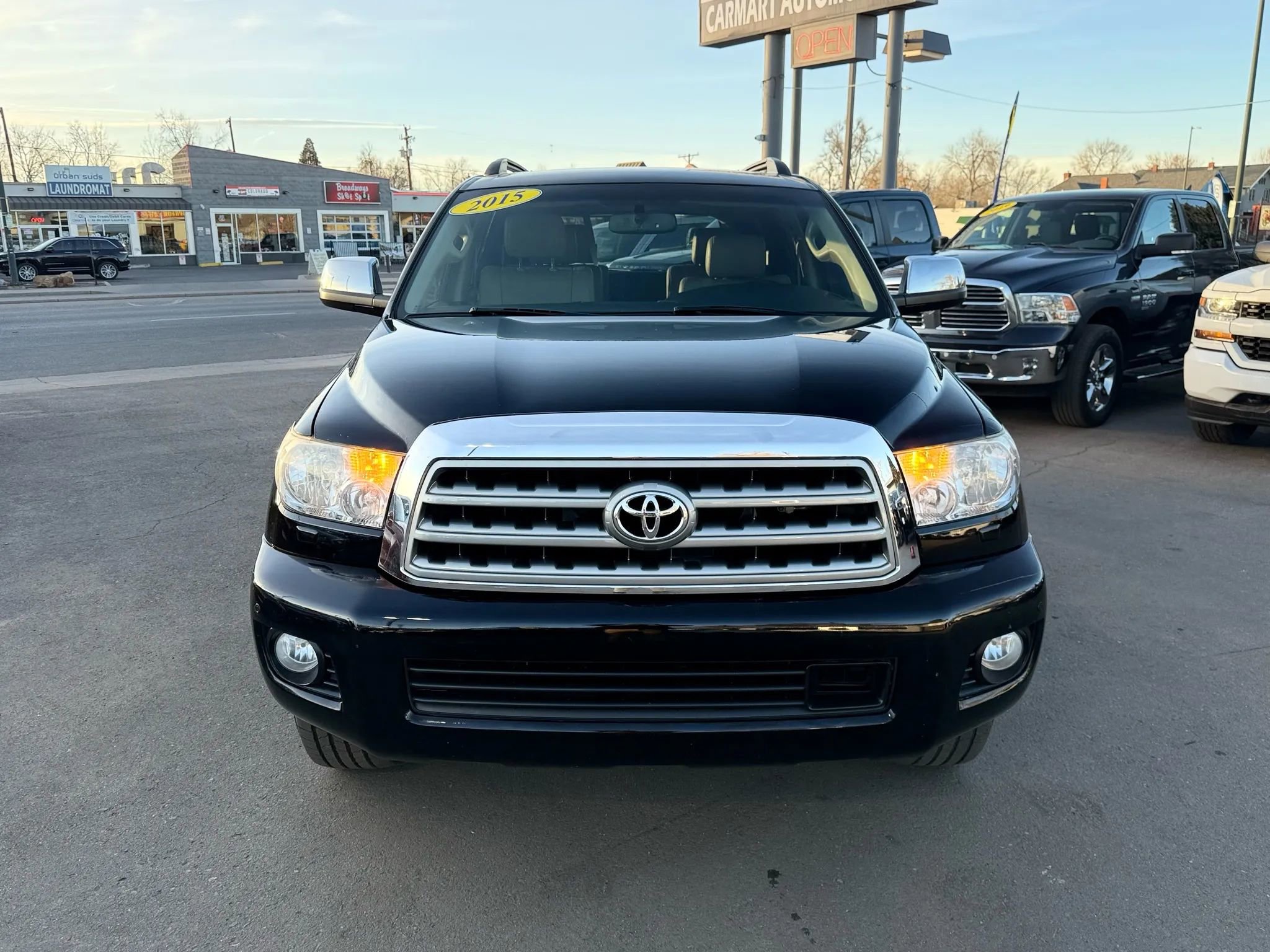 Used 2015 Toyota Sequoia Platinum image 4