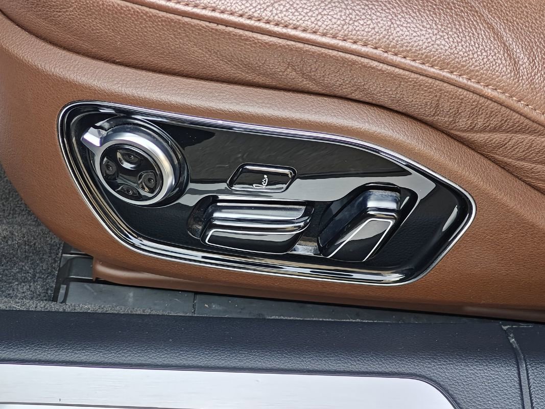 Used 2014 Audi A8 L TDI image 25