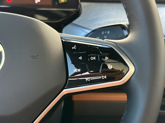 New 2025 Volkswagen ID. Buzz Pro S Plus image 36