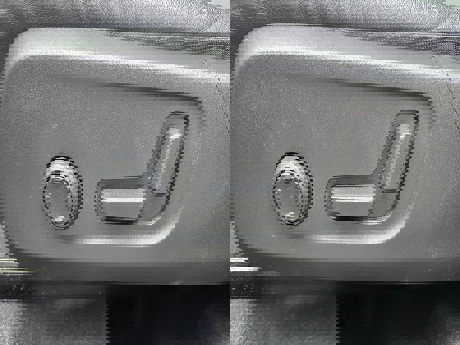 Certified 2023 Volvo XC40 B5 Plus w/ Protection Package Premier image 24