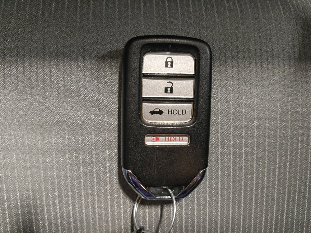 Used 2018 Honda Accord LX image 32