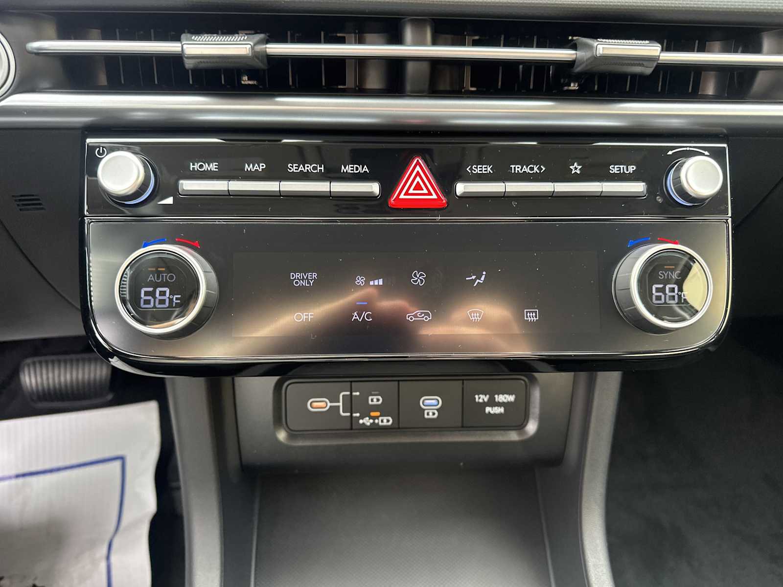 New 2026 Hyundai Tucson Blue SE image 15