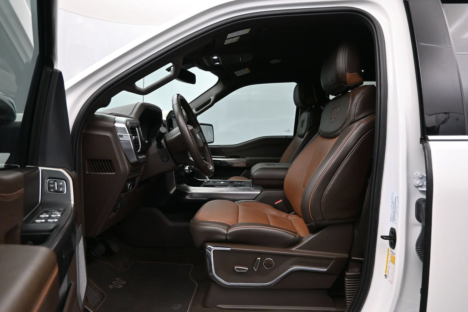 Used 2023 Ford F150 King Ranch w/ Equipment Group 601A High AWD/4WD image 9
