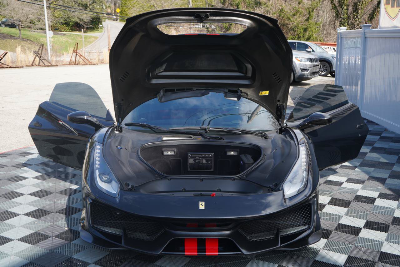 Used 2020 Ferrari 488 Pista Coupe RWD image 91