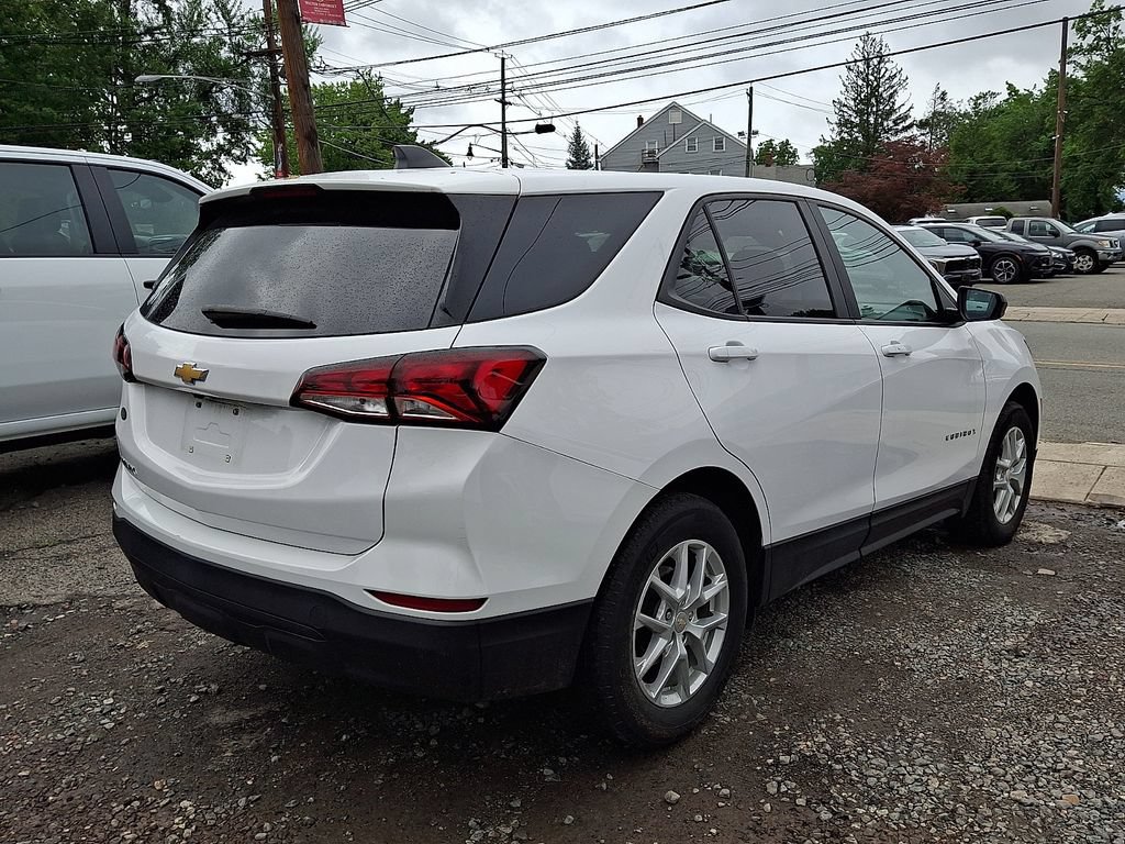 Used 2023 Chevrolet Equinox LS w/ LS Convenience Package FWD image 8