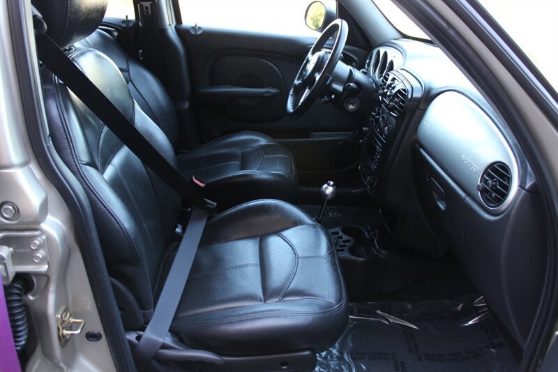 Used 2005 Chrysler PT Cruiser GT FWD image 18