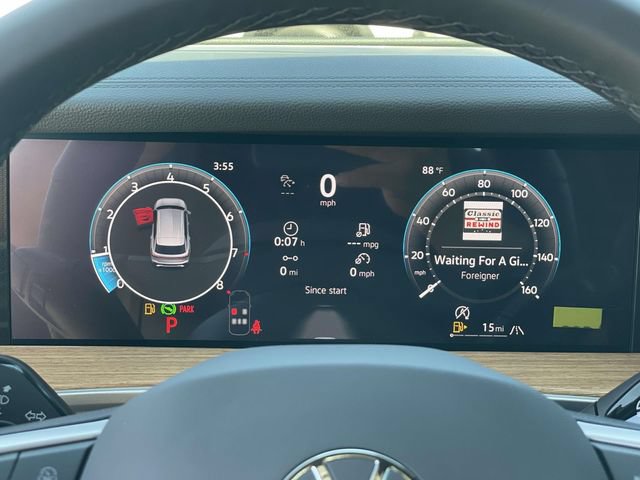 New 2026 Volkswagen Tiguan SEL R-Line AWD/4WD image 18