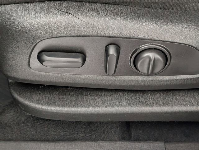 Used 2019 Chevrolet Equinox LT image 14