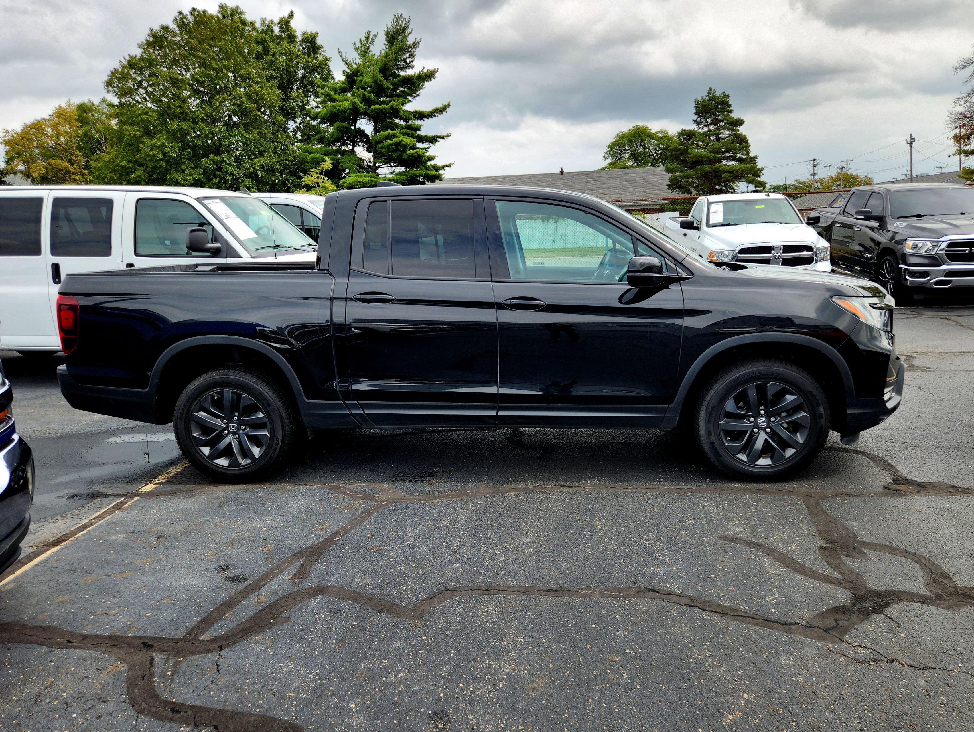 Used 2021 Honda Ridgeline Sport image 9
