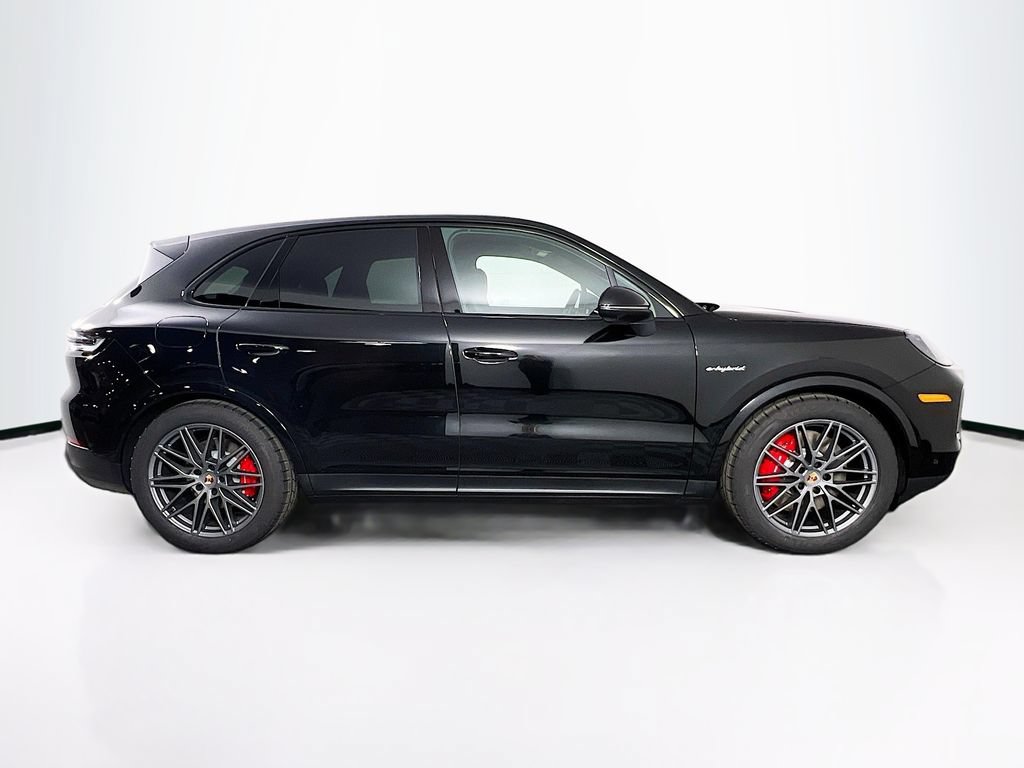 New 2026 Porsche Cayenne S AWD/4WD image 8