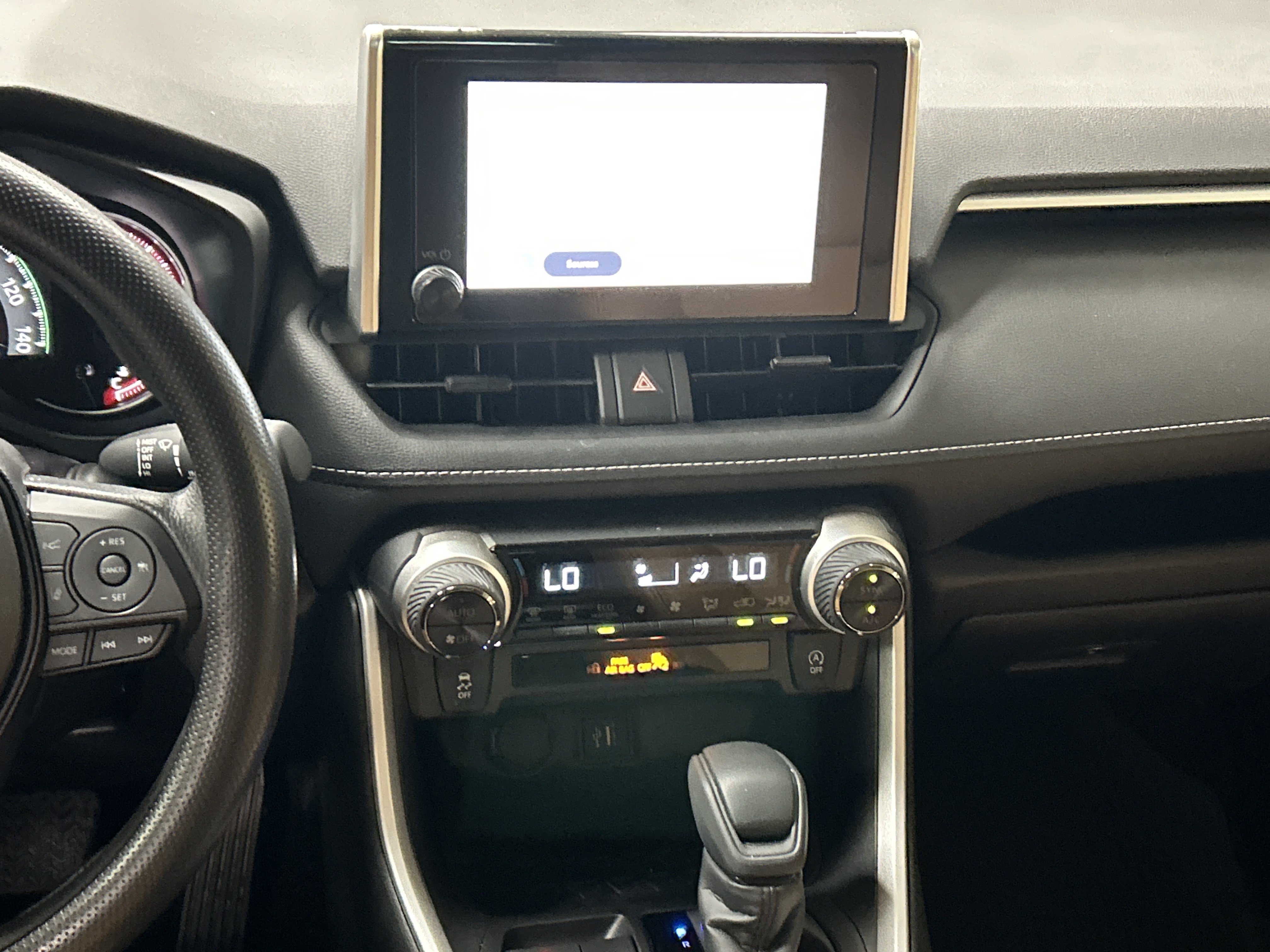 Certified 2025 Toyota RAV4 XLE w/ Convenience Package FWD image 30