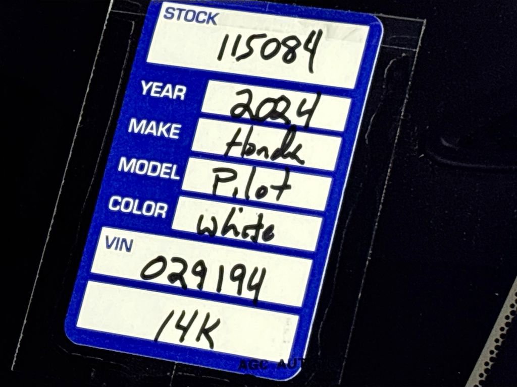 Used 2024 Honda Pilot Elite image 26