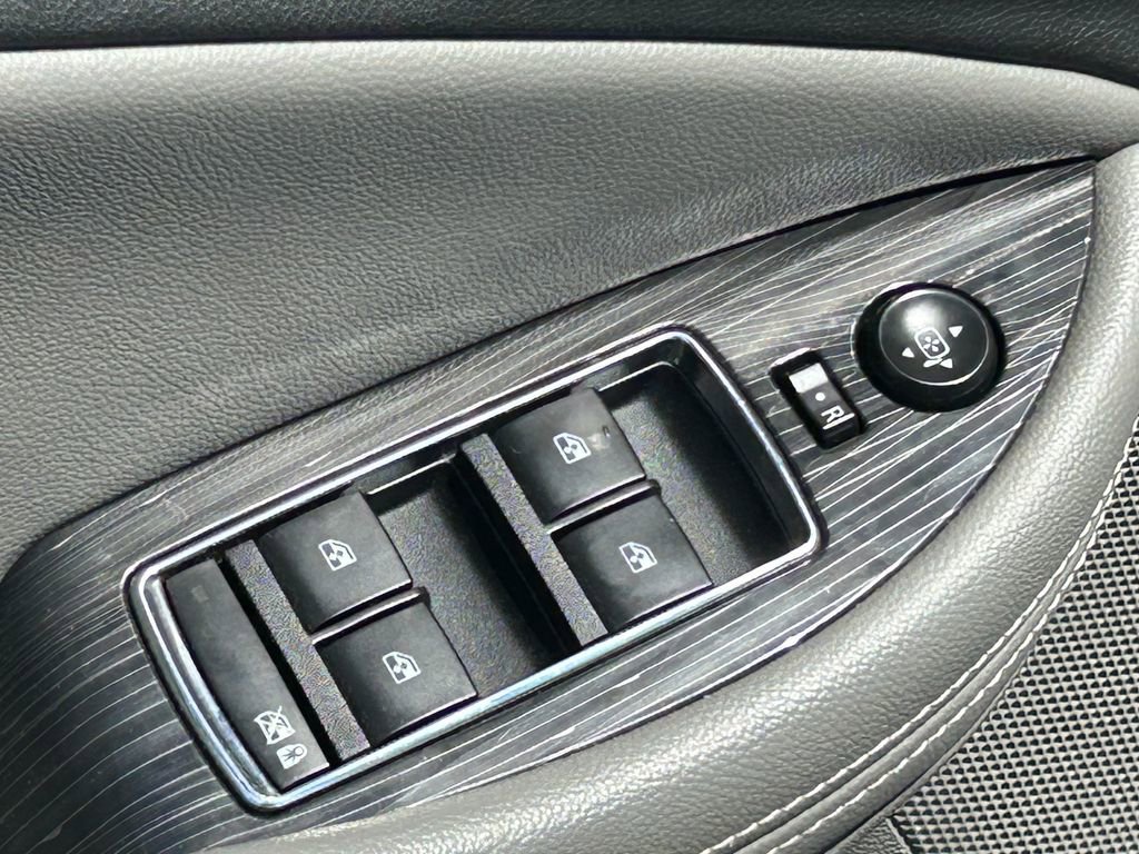 Used 2018 Chevrolet Impala LS FWD image 26