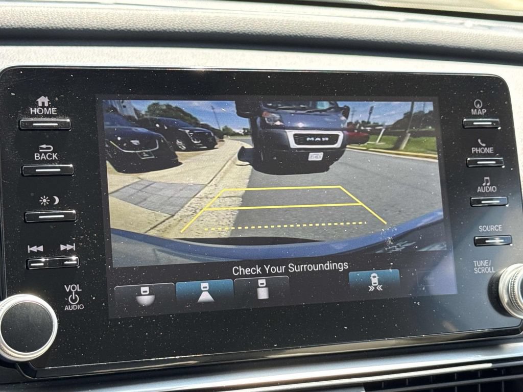 Used 2020 Honda Accord Touring image 33
