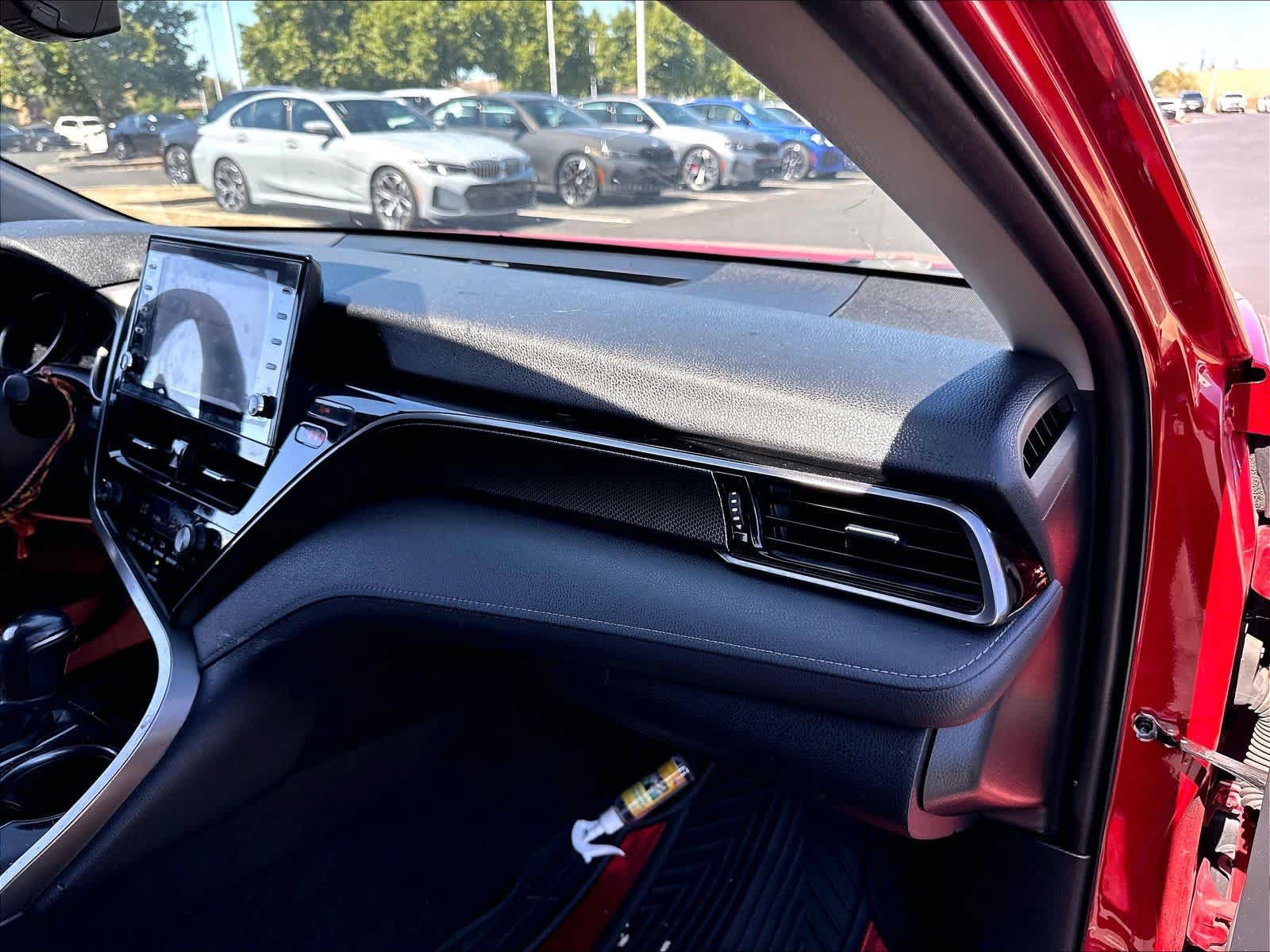 Used 2022 Toyota Camry XSE FWD image 26