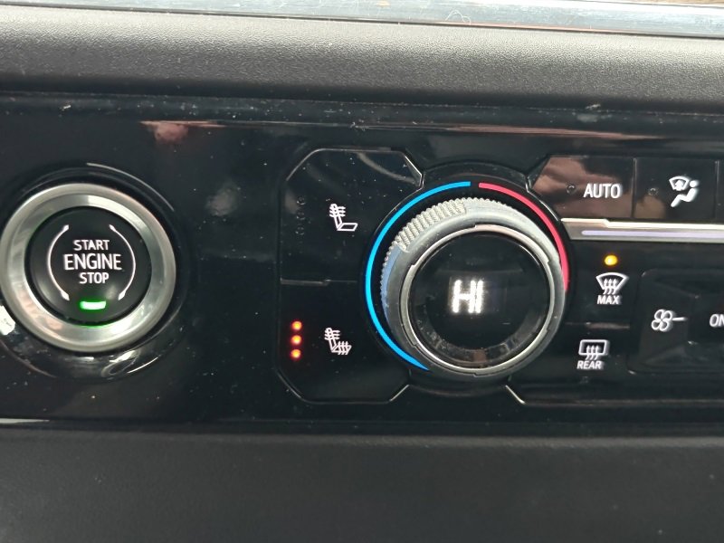 Used 2023 Chevrolet Silverado 1500 LT image 30