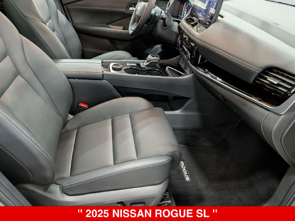 Certified 2025 Nissan Rogue SL w/ SL Premium Package AWD/4WD image 39