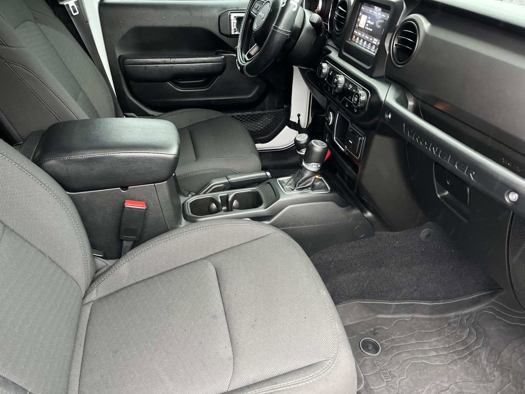 Used 2023 Jeep Wrangler Sport image 22