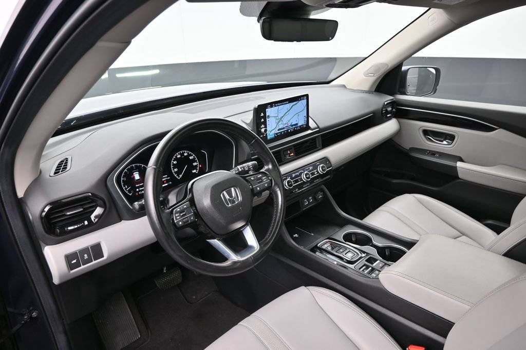Certified 2024 Honda Pilot Touring image 12