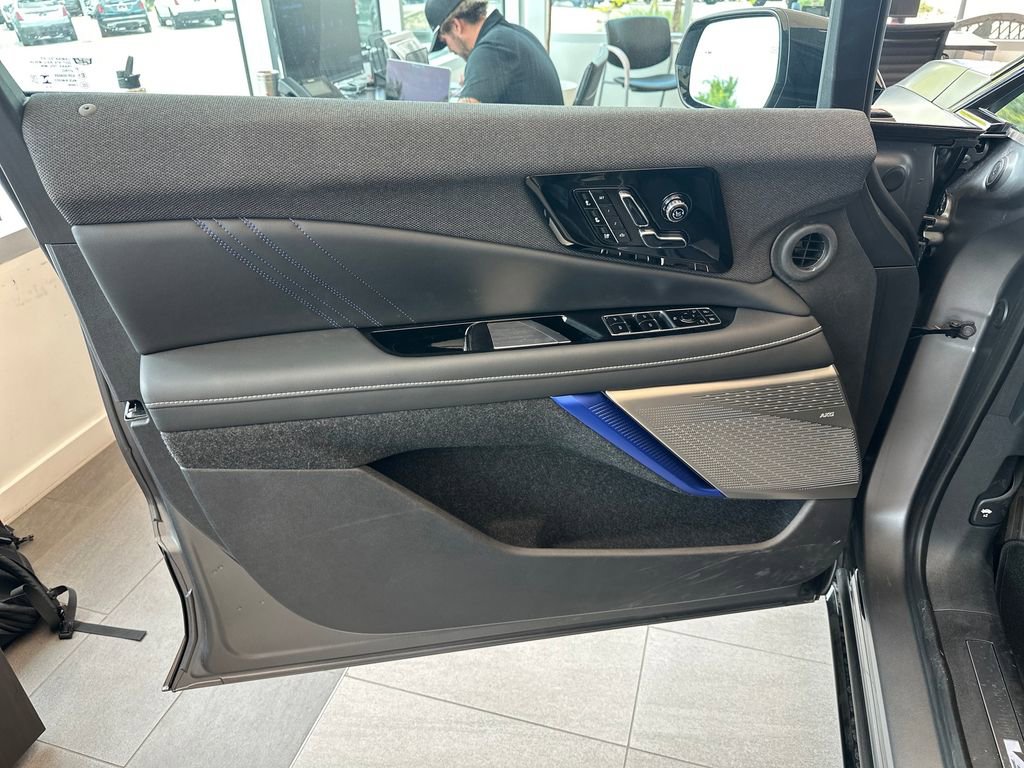 New 2026 Cadillac Optiq V AWD/4WD image 13