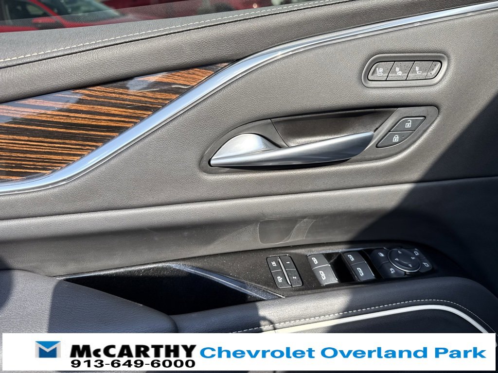 Used 2021 Cadillac Escalade ESV Premium Luxury w/ LPO, Illumination Package image 22