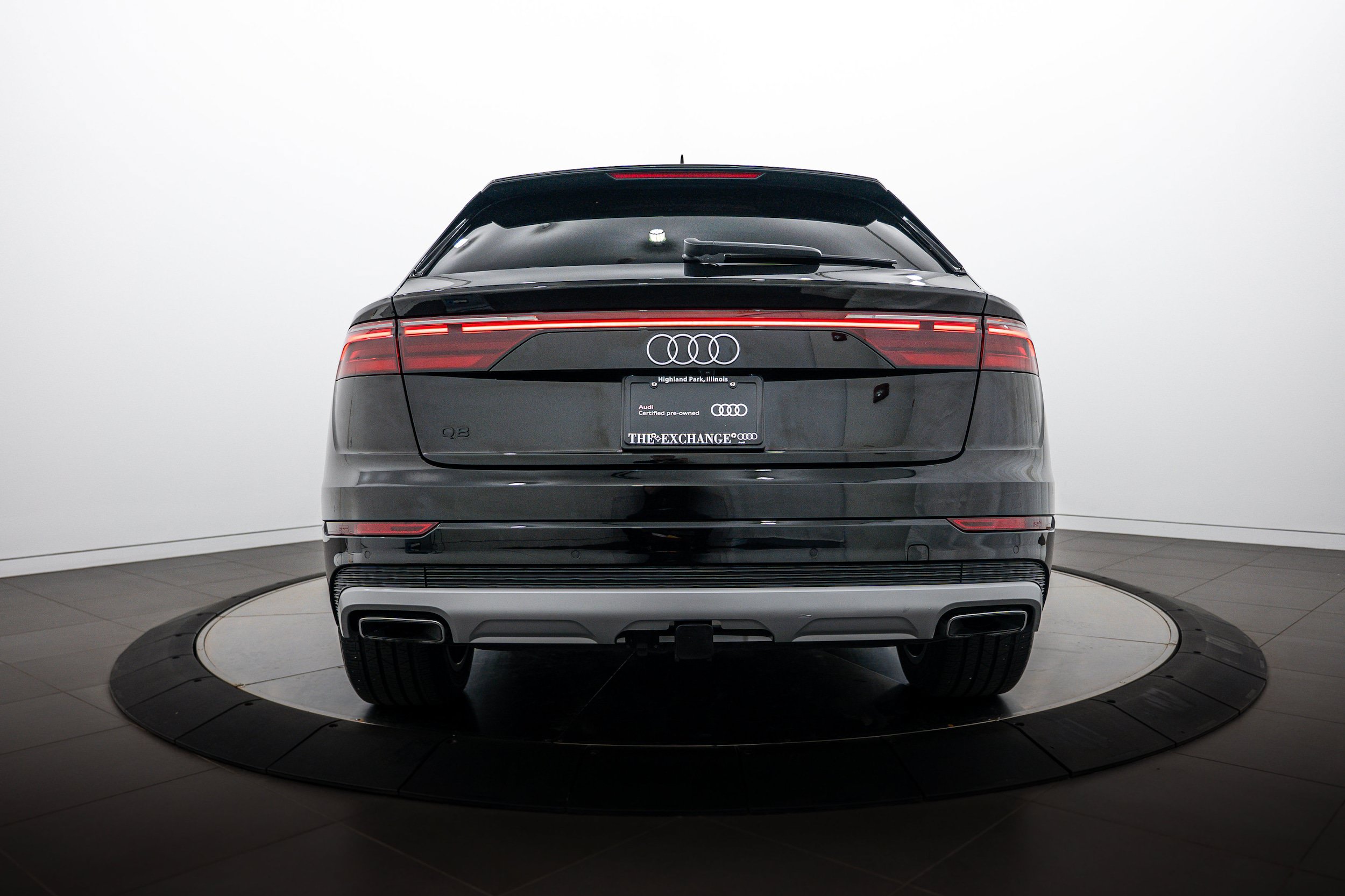 Certified 2024 Audi Q8 Prestige w/ Prestige Package AWD/4WD image 25