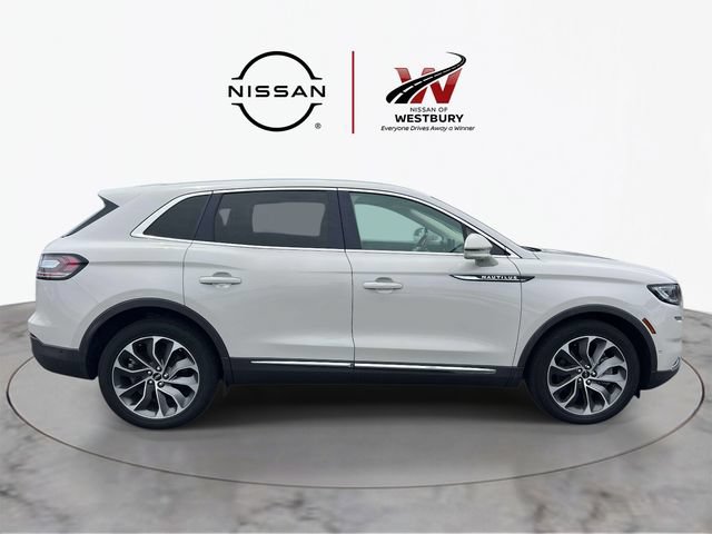 Used 2022 Lincoln Nautilus Reserve w/ Equipment Group 201A AWD/4WD image 5