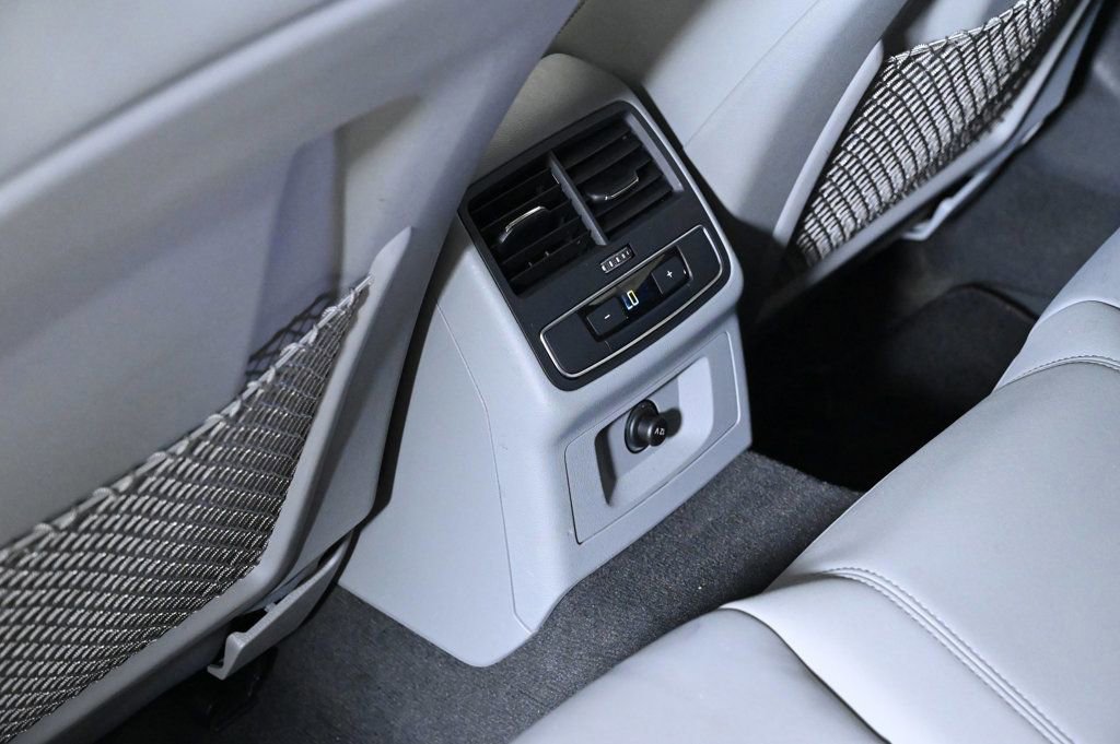 Certified 2022 Audi A4 2.0T Premium w/ Convenience Package image 18
