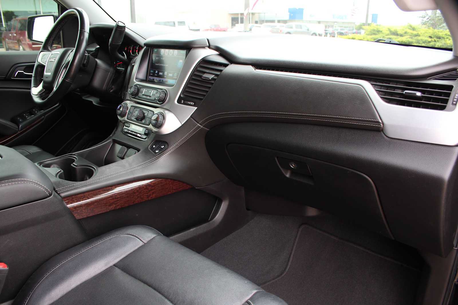Used 2019 GMC Yukon SLT RWD image 16