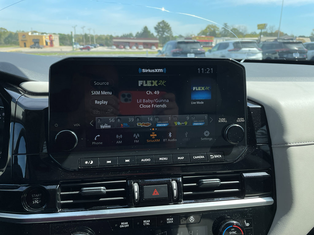 Certified 2025 Nissan Pathfinder SL image 15