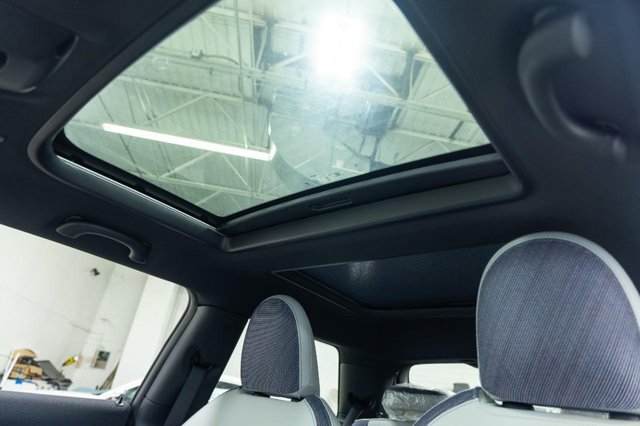 New 2027 MINI Cooper 2-Door Hardtop FWD image 12