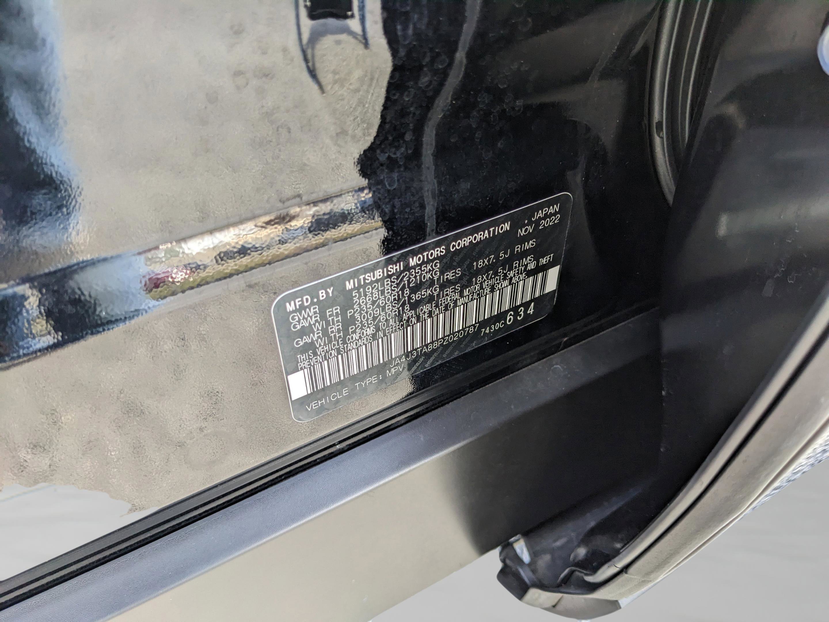 Used 2023 Mitsubishi Outlander ES image 35