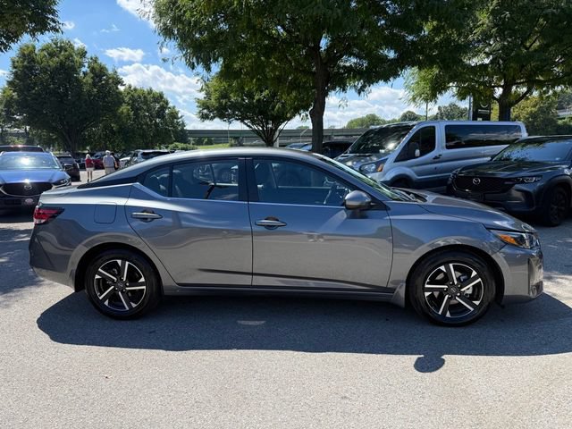 Used 2025 Nissan Sentra SV FWD image 11