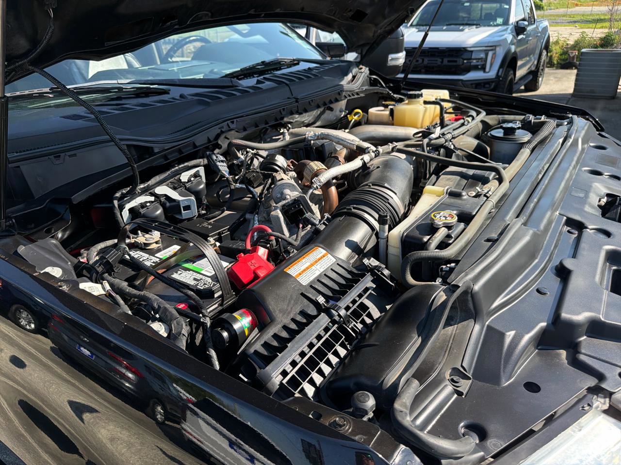 Used 2021 Ford F250 Lariat w/ Lariat Value Package AWD/4WD image 25