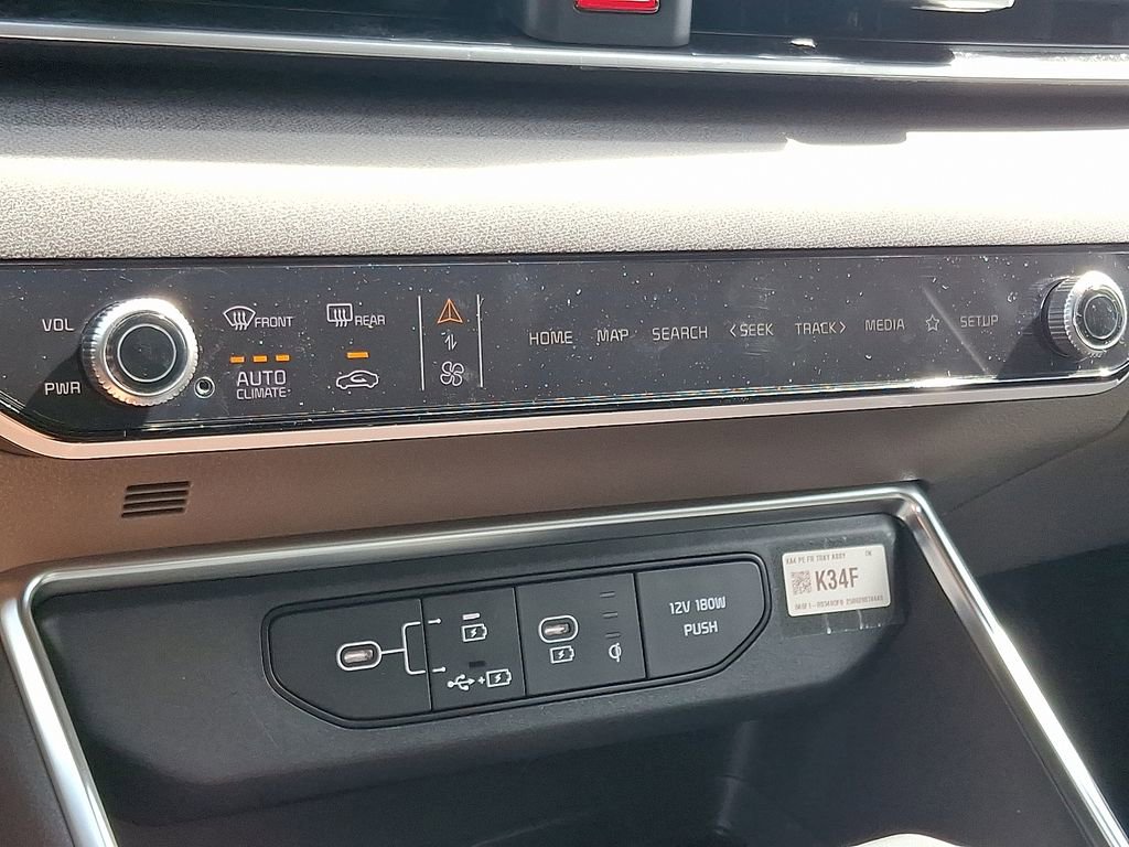 New 2026 Kia Carnival EX image 13