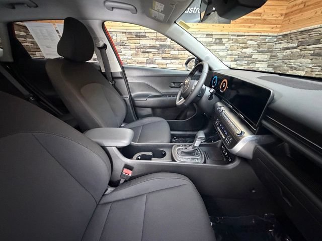 Used 2026 Hyundai Kona SEL Sport AWD/4WD image 16