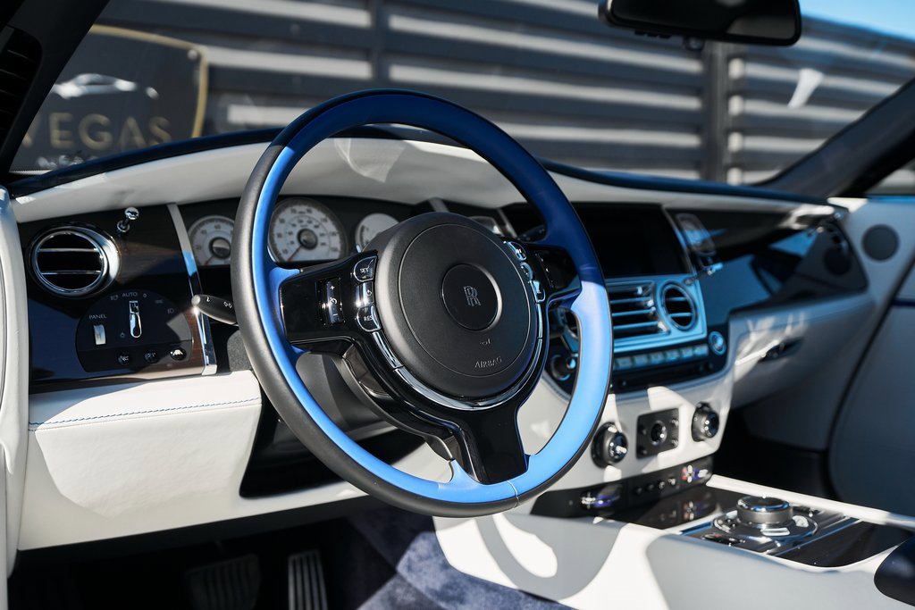 Used 2020 Rolls-Royce Wraith image 34